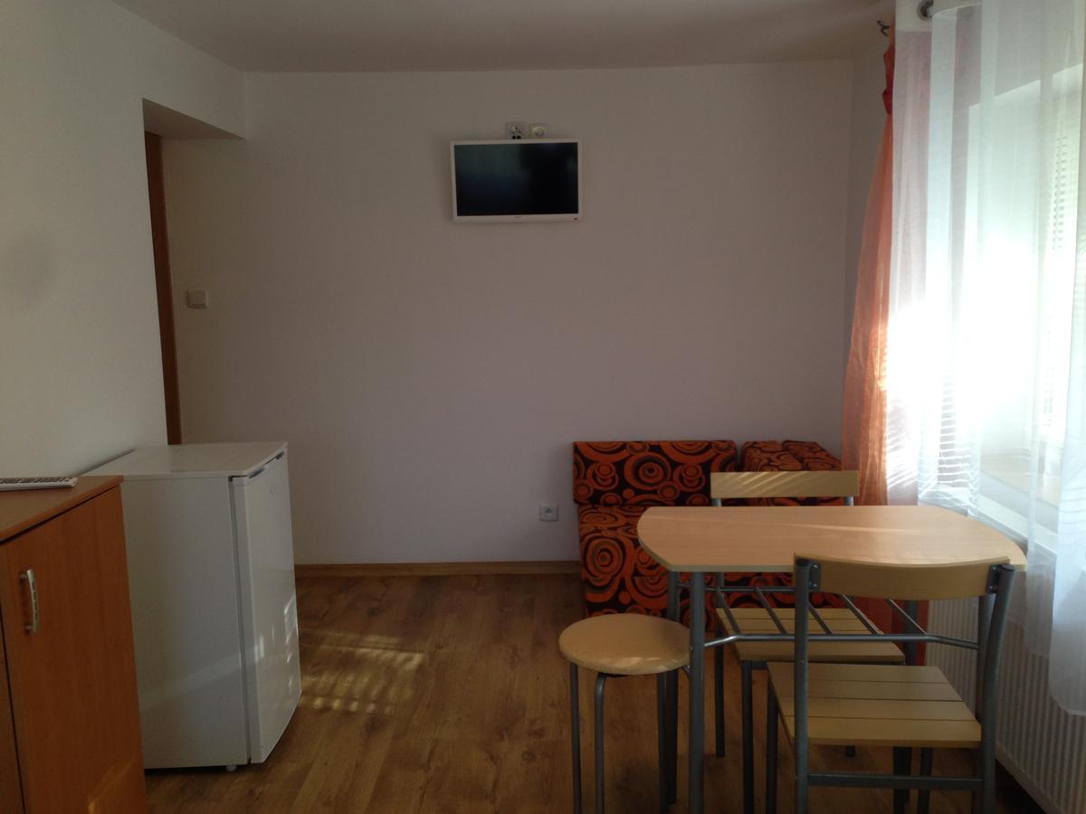 Pokoje Goscinne Jaskolcze Gniazdo Dziwnówek Esterno foto